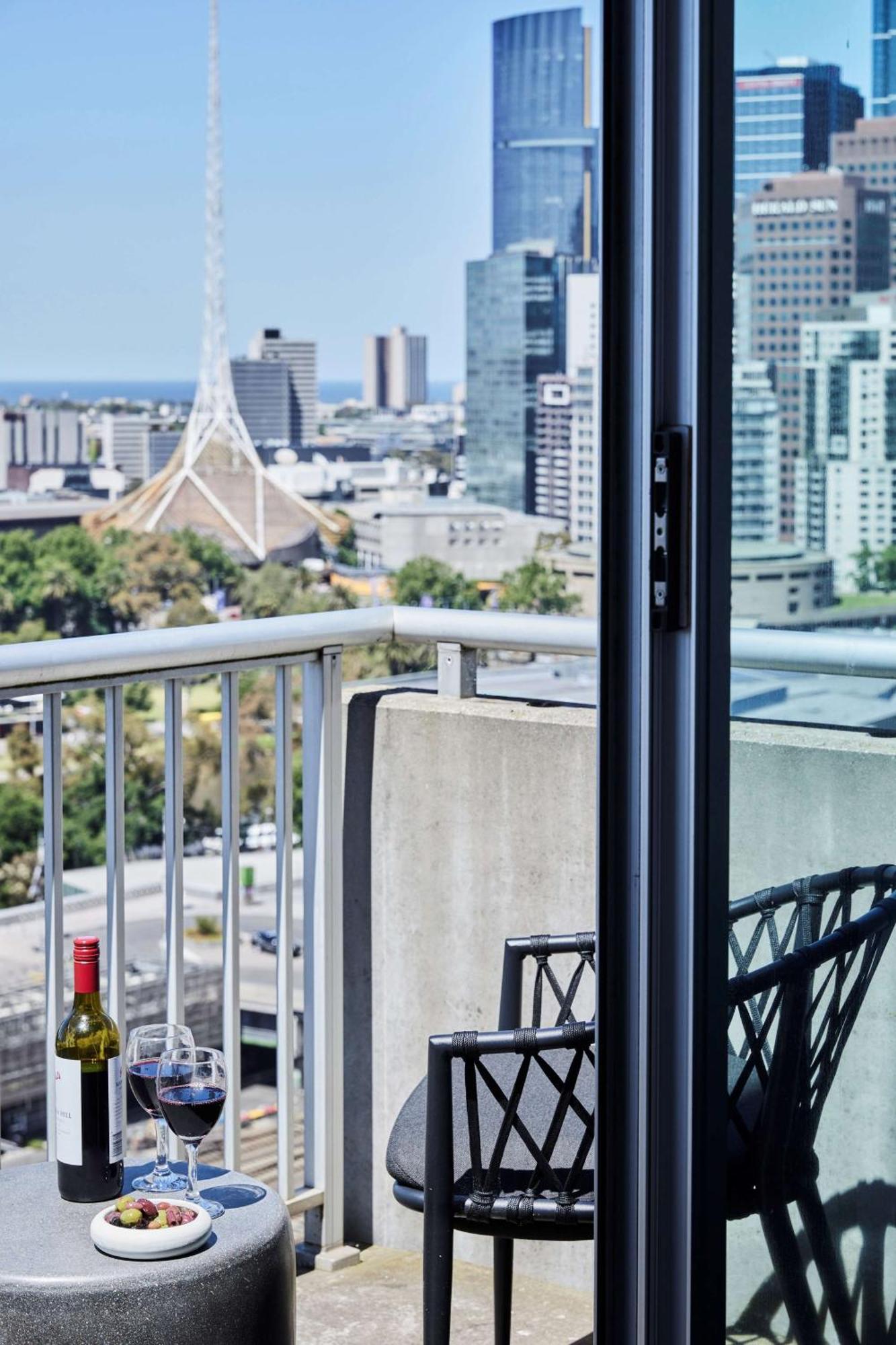 Adina Apartment Hotel Melbourne Flinders Street Экстерьер фото